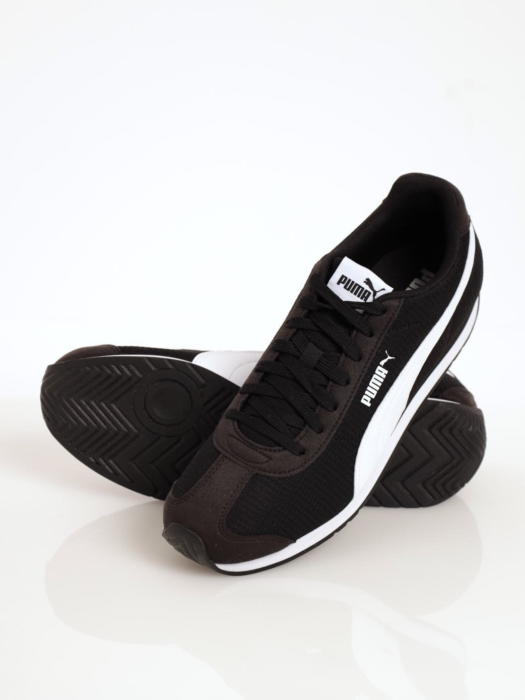Mens Men's Turin NL Sneaker Black/White