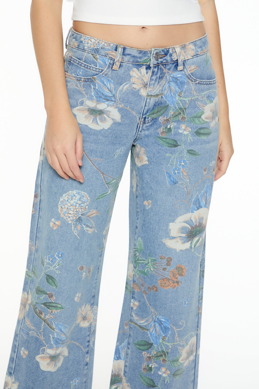 Floral Mid-Rise Baggy Jean - Light Blue
