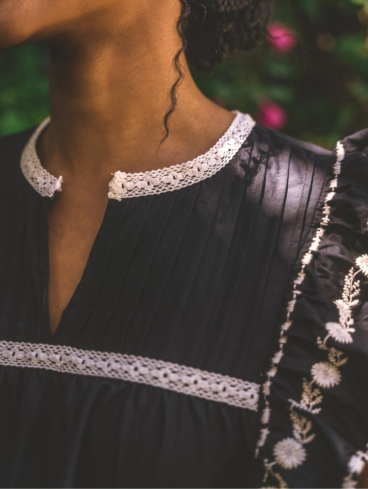 Contrast Trim & Embroidery Notch Neck Peasant Mini Dress - Black