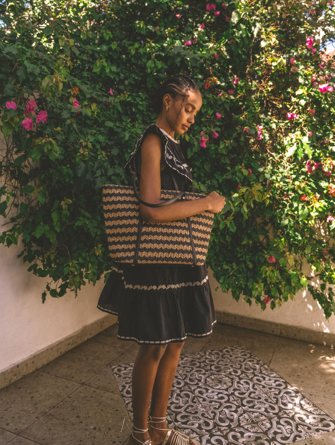 Contrast Trim & Embroidery Notch Neck Peasant Mini Dress - Black