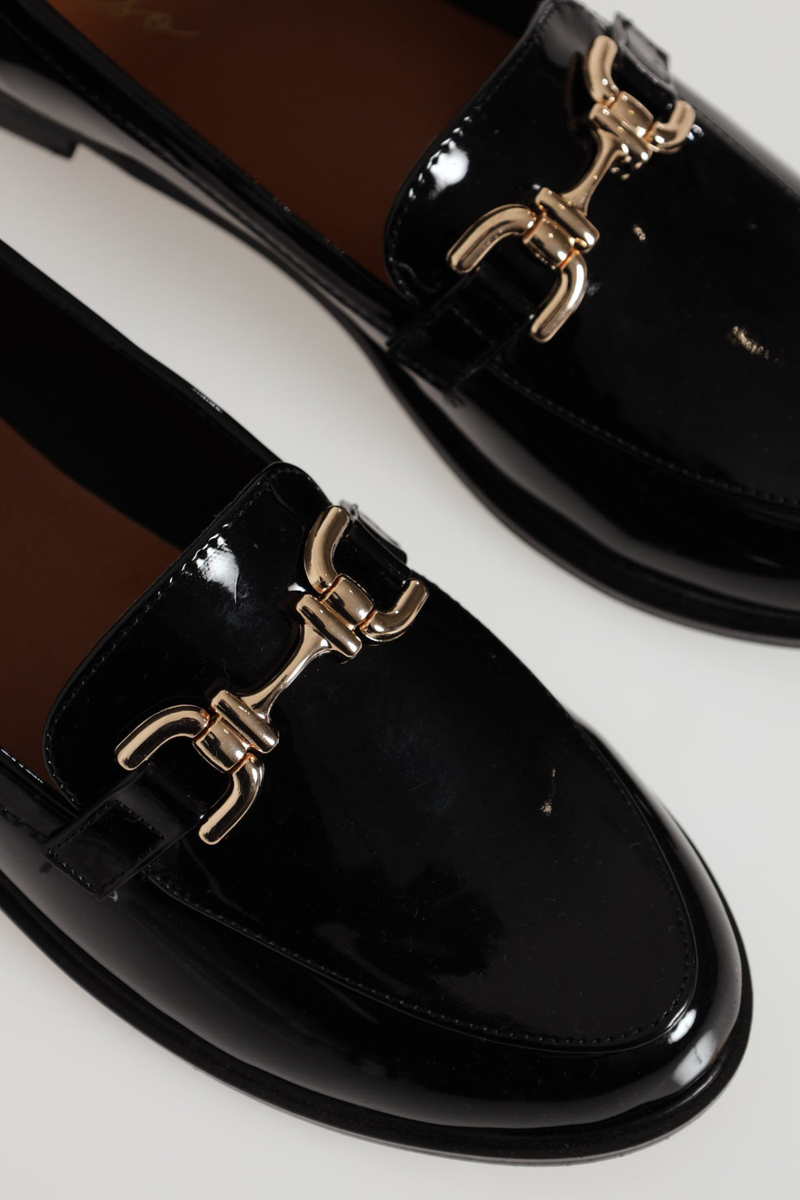 Smart Loafer With Chunky Metal Bar - Black