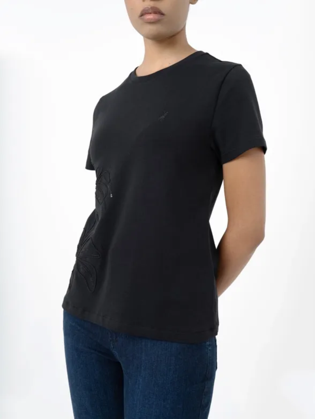 Bella Embroidered T-Shirt - Black