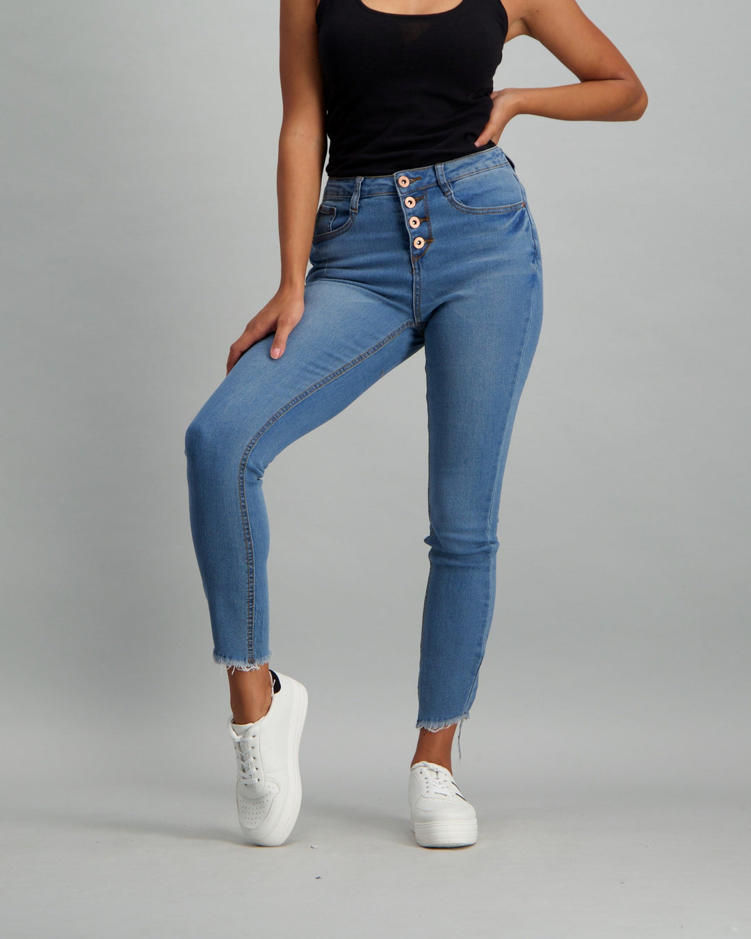 Ladies Exposed Button Frayed Hem Skinny Denim Jean