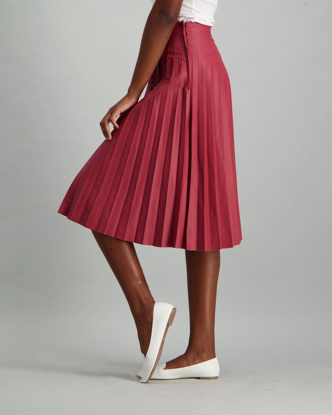Ladies Pleated PU Skirt - Burgundy