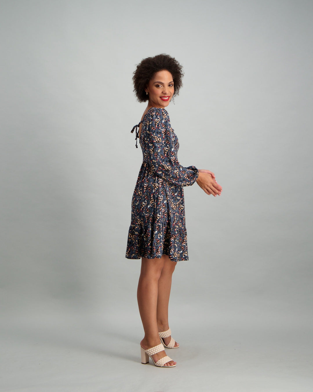 Ladies Puff Sleeve Tiered Hem Dress