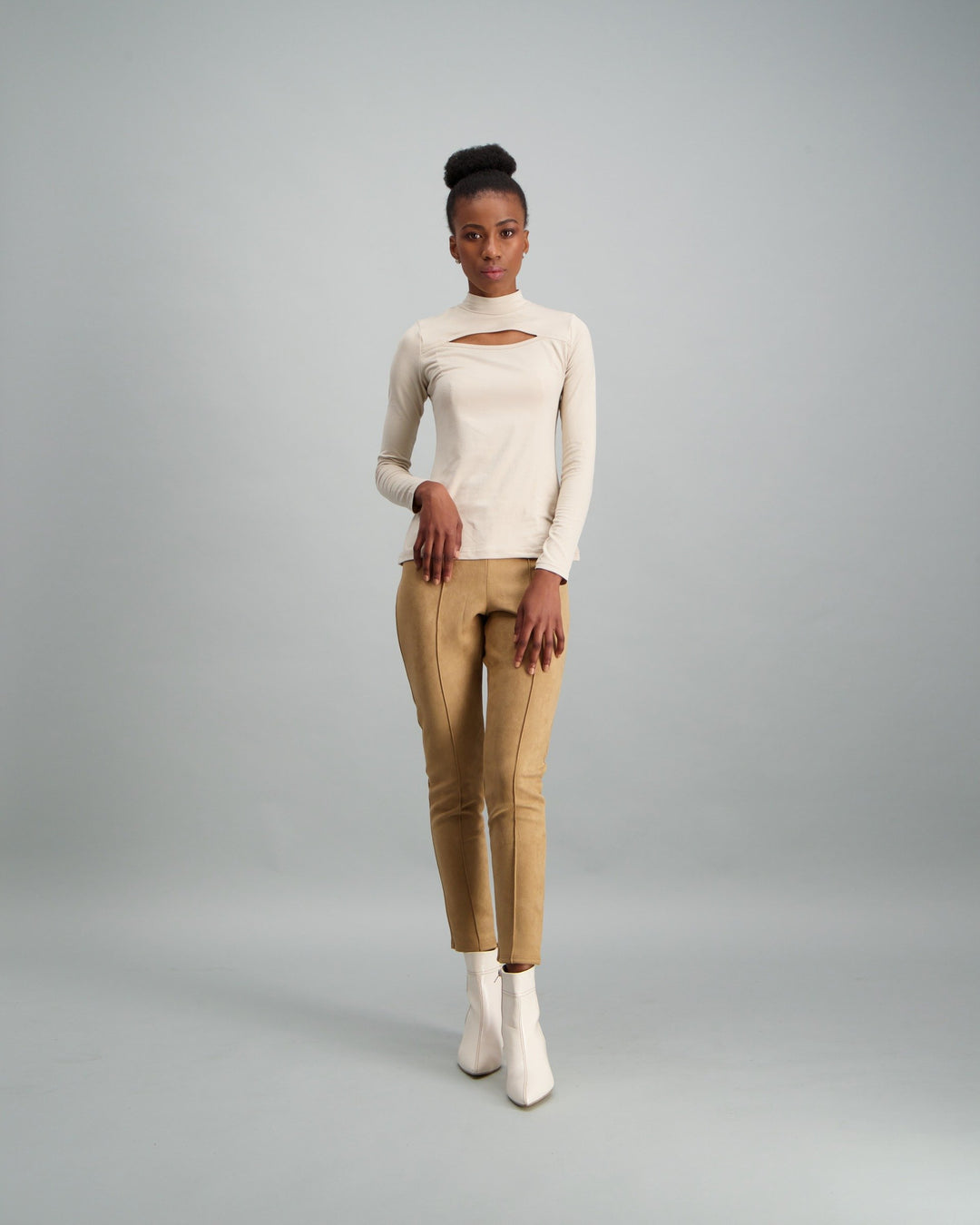 Ladies-Plain Cut Out Top Cream