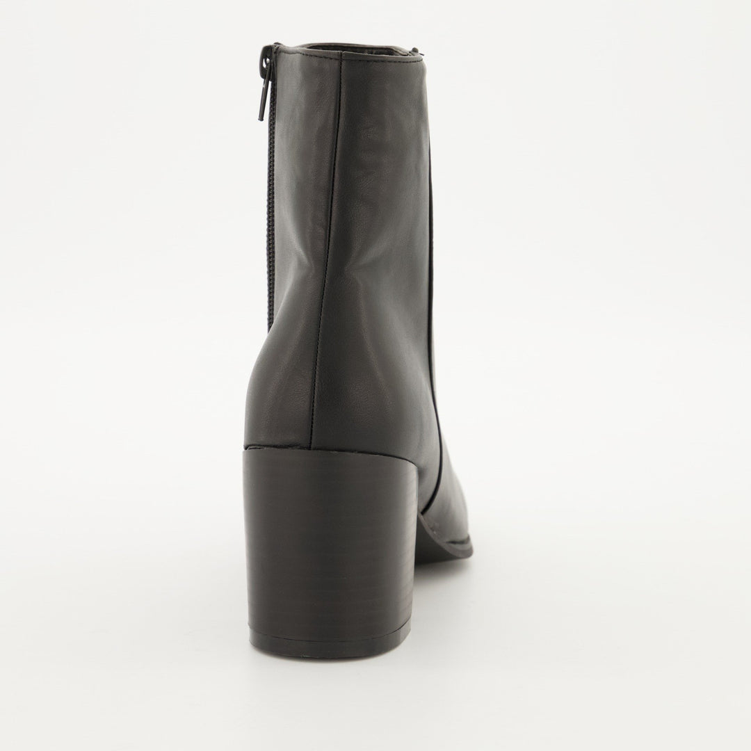 Ladies Square Toe Block Heel Boot - Black