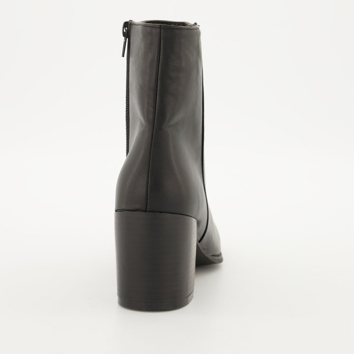 Ladies Square Toe Block Heel Boot - Black