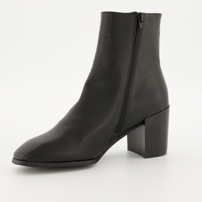Ladies Square Toe Block Heel Boot - Black