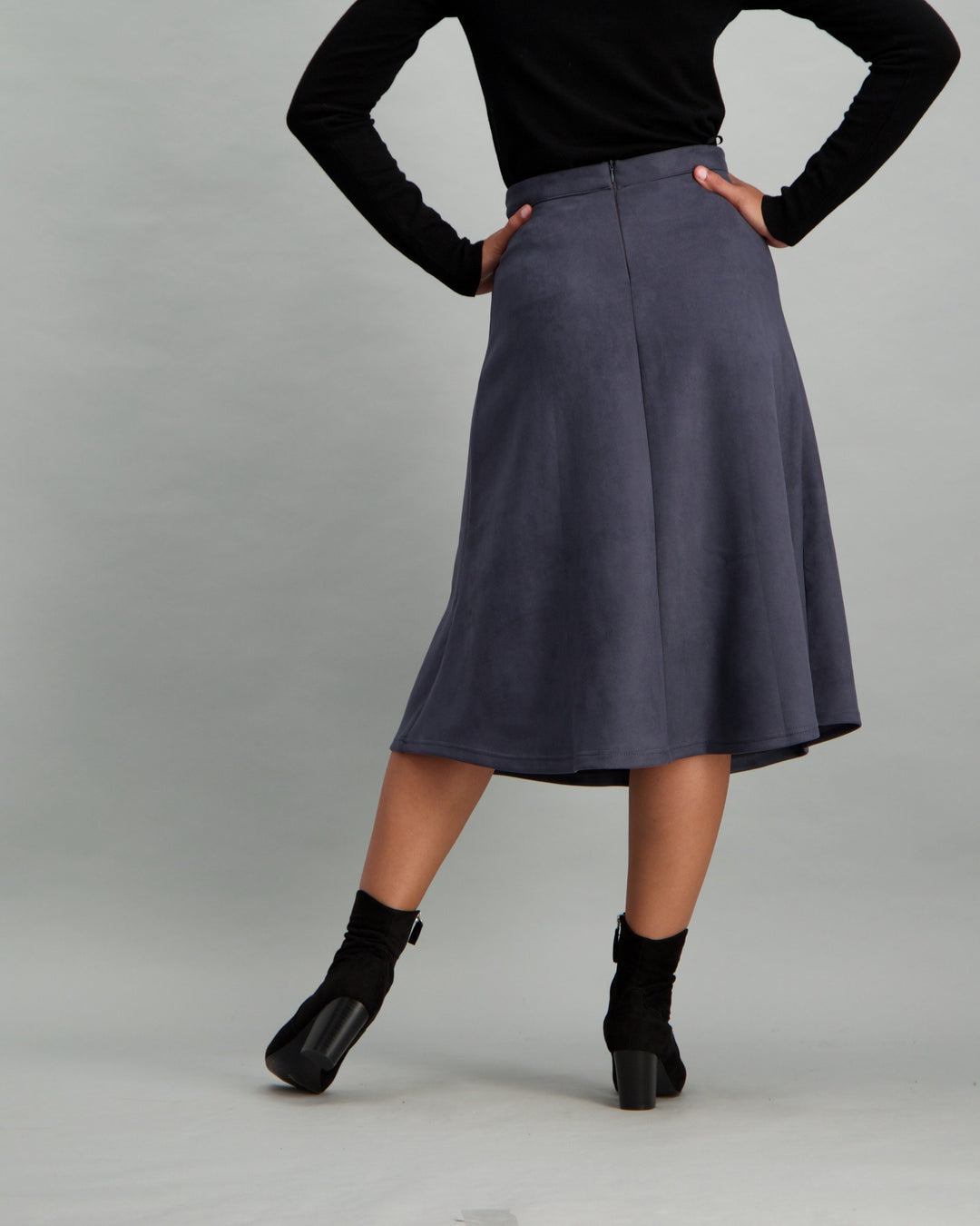 Ladies Button Though Suede Skirt - Blue
