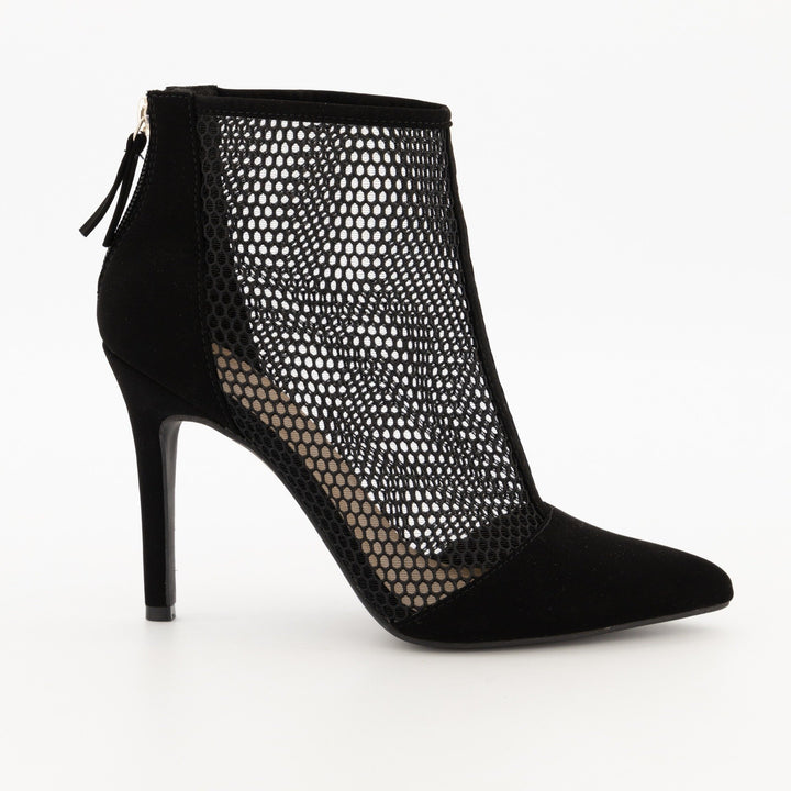 Ladies-Laser Detail Pointy Heel Shoe - Black