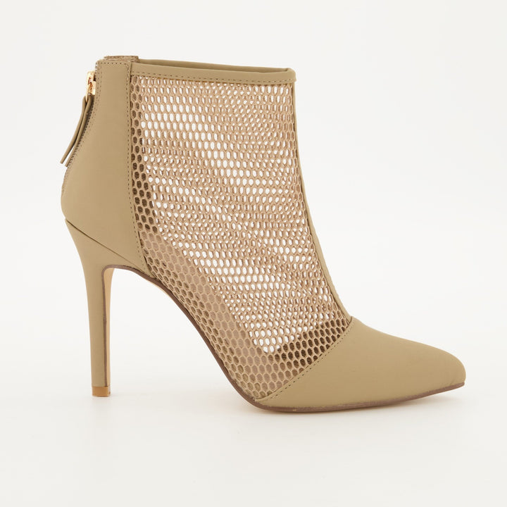 Ladies-Laser Detail Pointy Heel Shoe - Natural