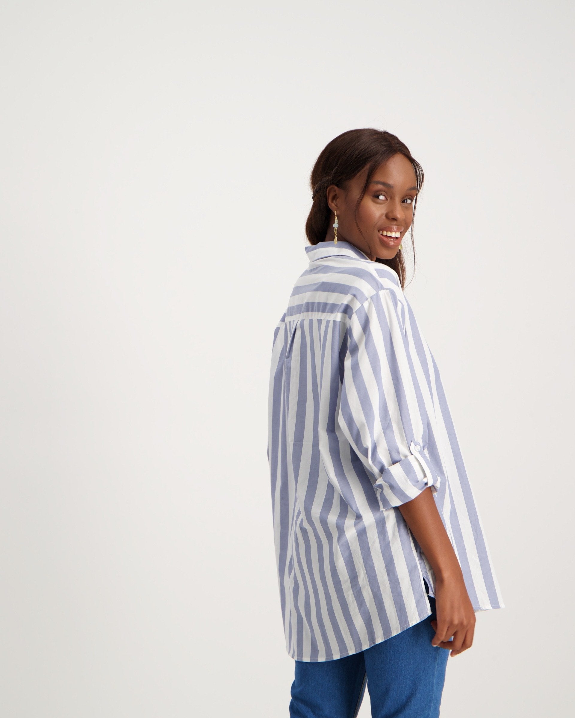 ga.co　Oversized volume stripe SH Long Sleeve Diagonal Stripe Oversized Poplin Shirt - Cobalt