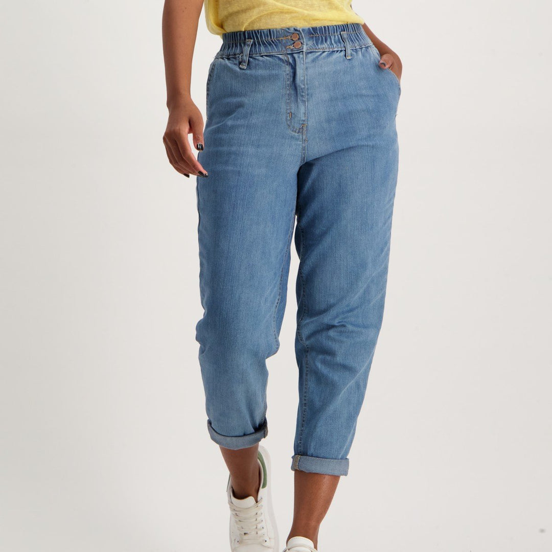 Ladies Light Wash Elasticated Tapered Denim Jean