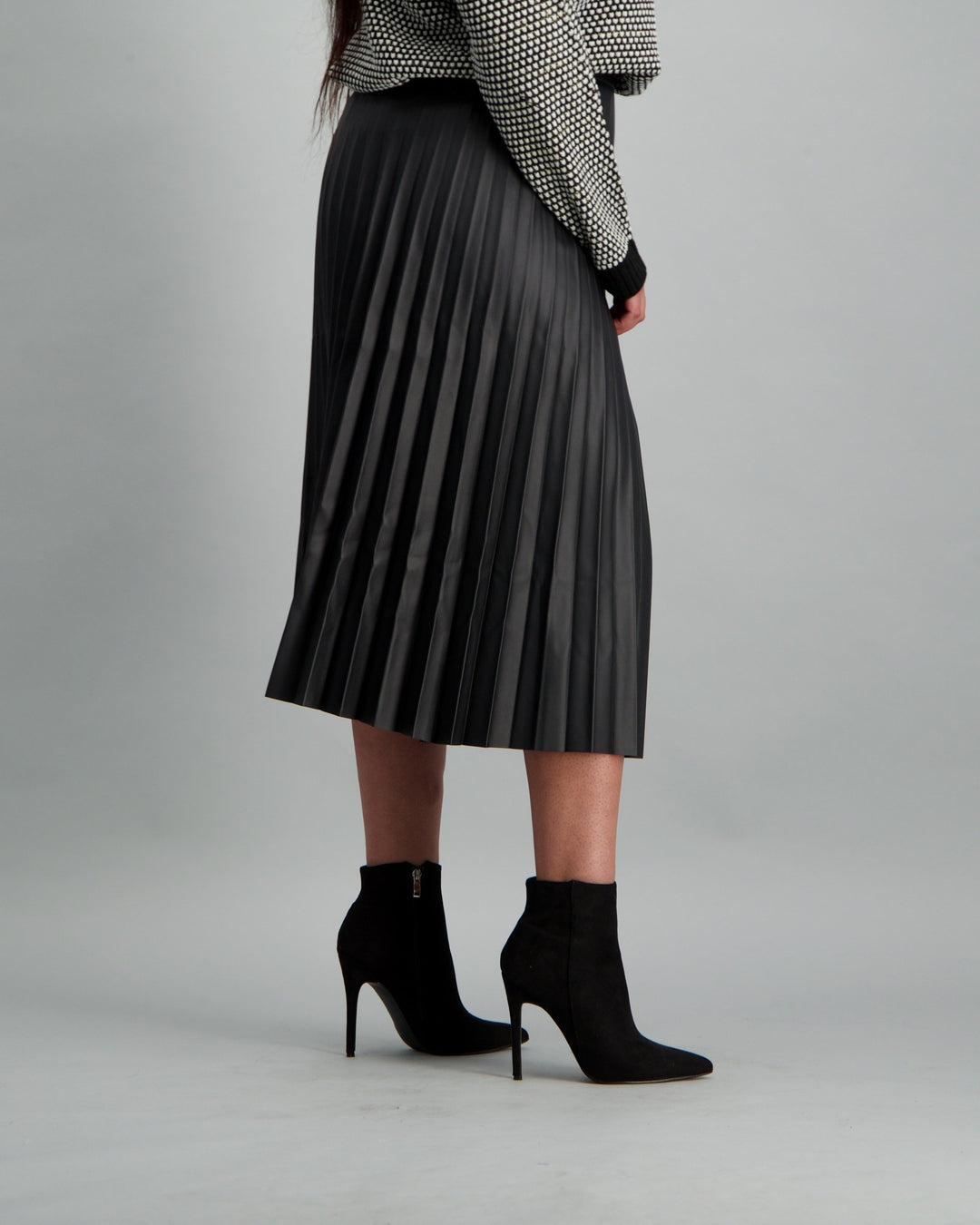 Ladies-Pleated PU Skirt