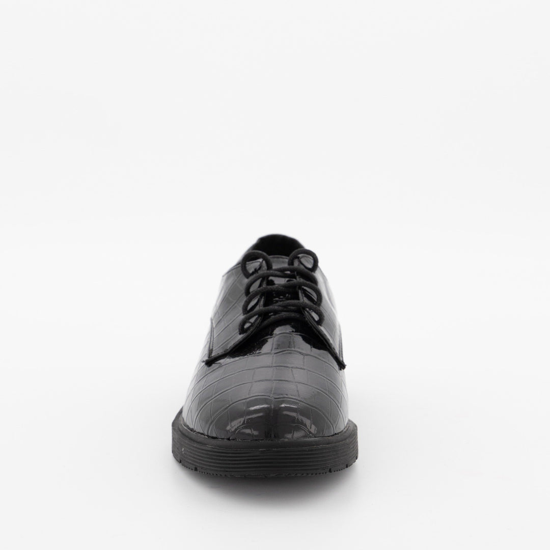 Ladies Embossed Lace-Up Oxford Shoe-Black