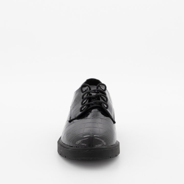 Ladies Embossed Lace-Up Oxford Shoe-Black