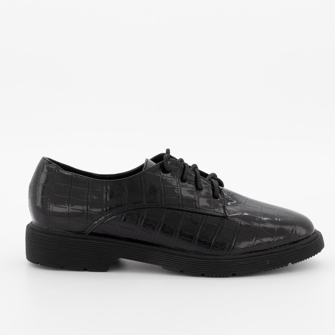 Ladies Embossed Lace-Up Oxford Shoe-Black