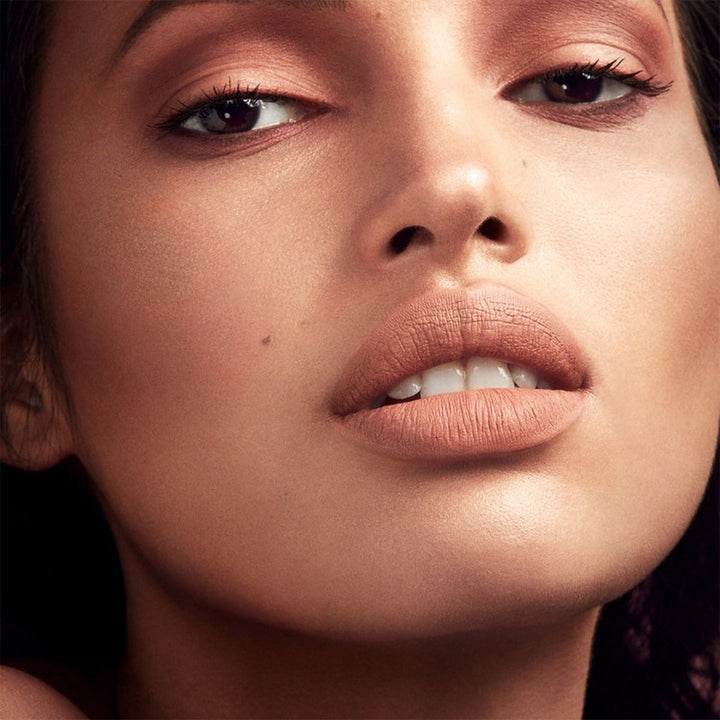 Stunna Lip Paint Longwear Fluid Lip Colour