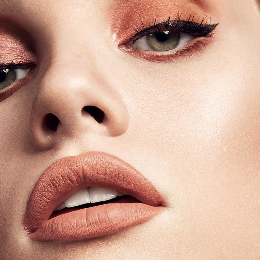 Stunna Lip Paint Longwear Fluid Lip Colour