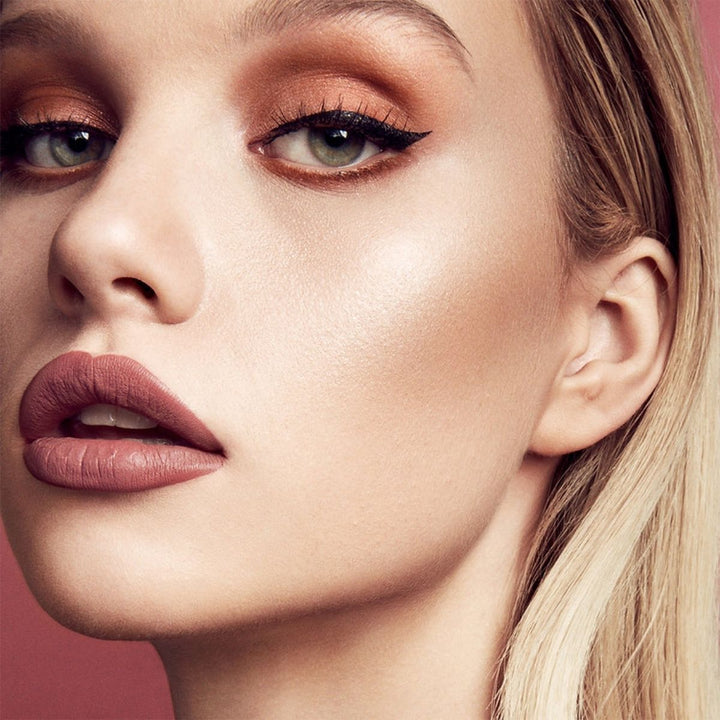 Stunna Lip Paint Longwear Fluid Lip Colour