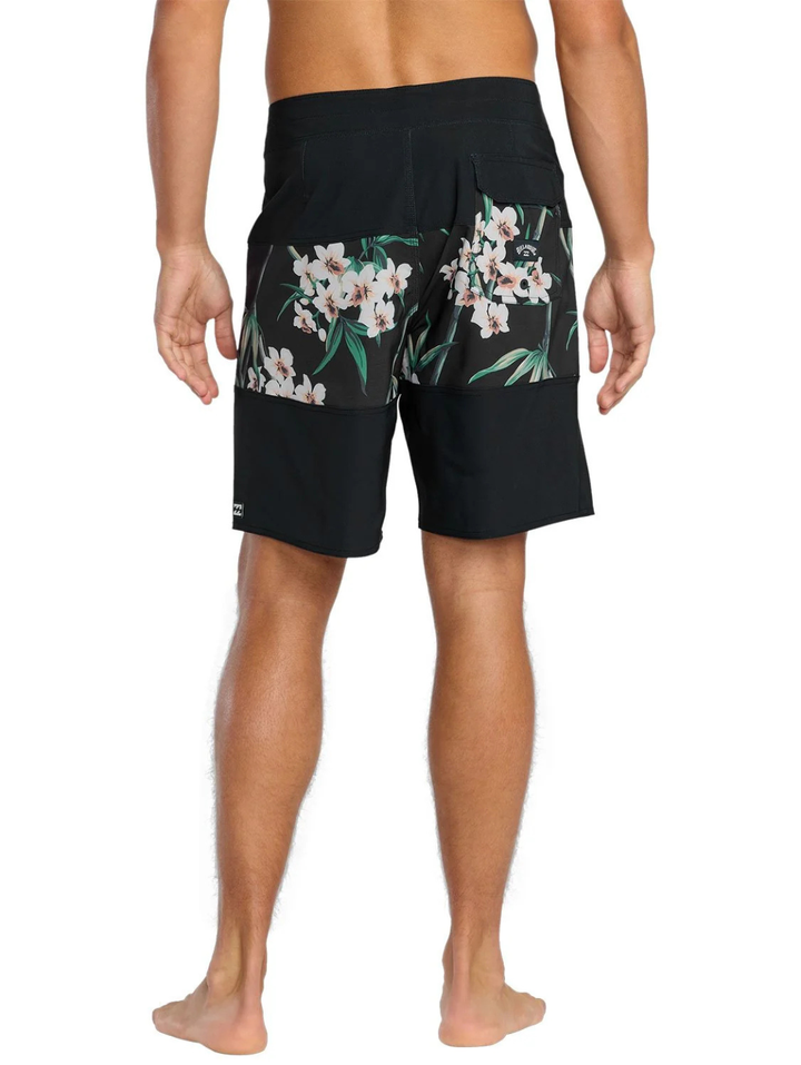 Tribong Pro Shorts - Black