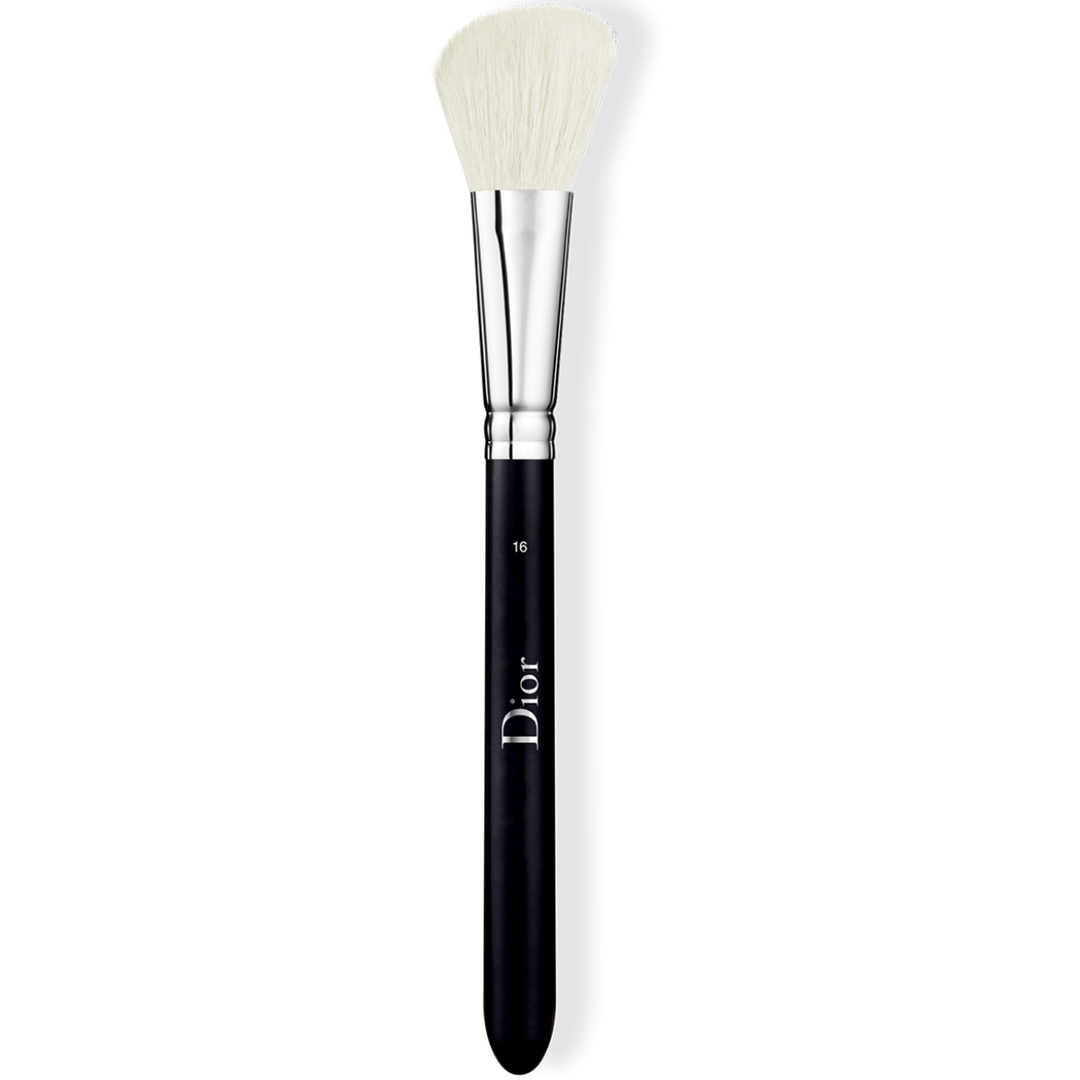 Backstage Blush Brush N°16