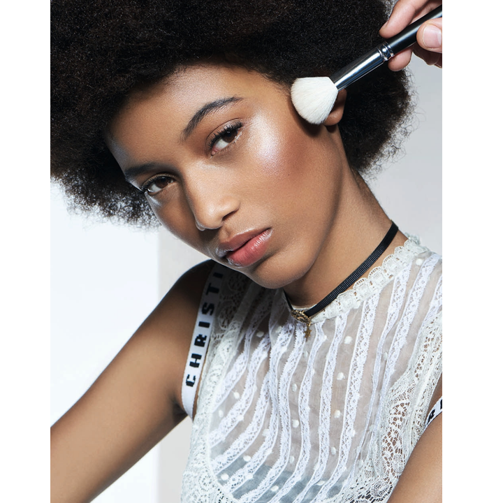 Backstage Blush Brush N°16