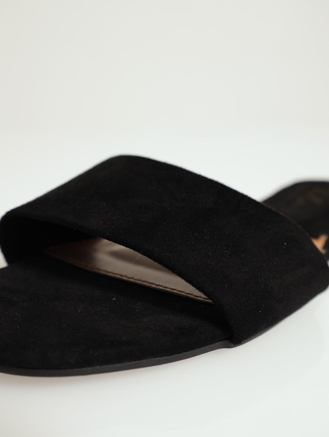 Basic Plain Mule Push-In Sandal - Black