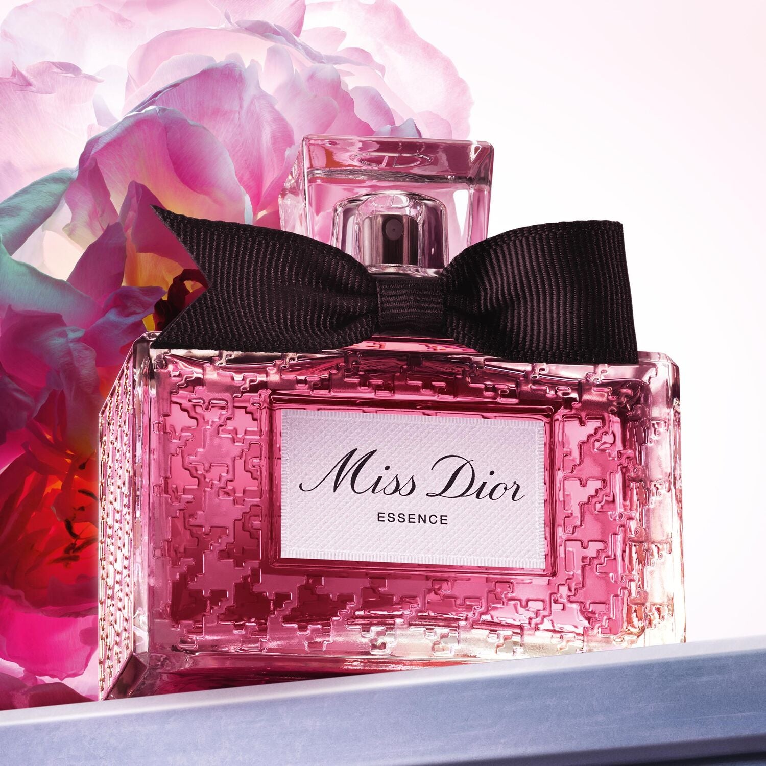 Miss Dior Essence 香水 50ml リボン付き Ladies Miss Dior Essence – Edgars