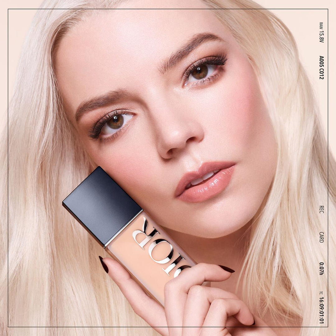 Forever Skin Wear Blurring Natural Matte Foundation - 24h Ultra Wear