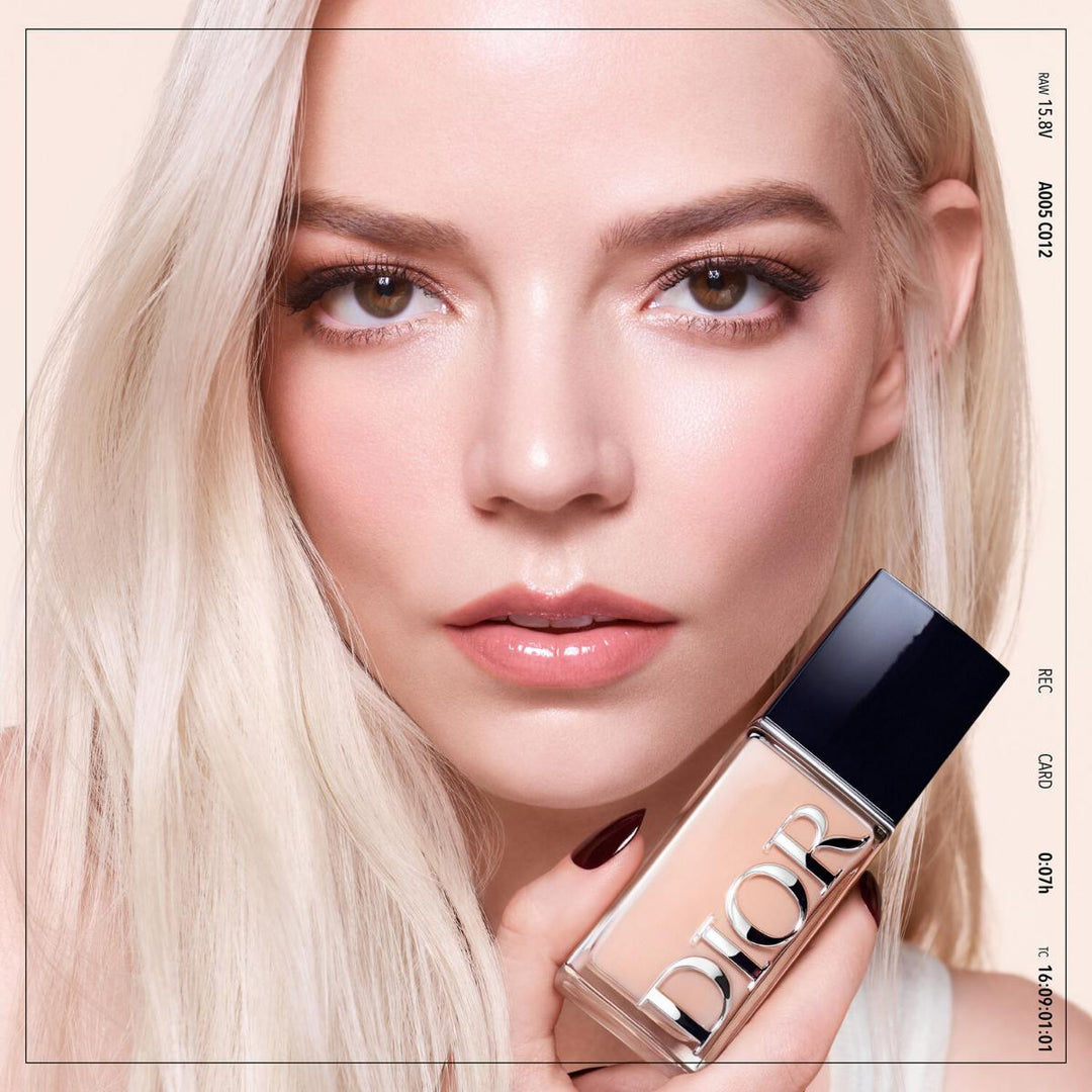 Dior Forever Skin Glow Foundation - 24h Wear and 48h Hydration