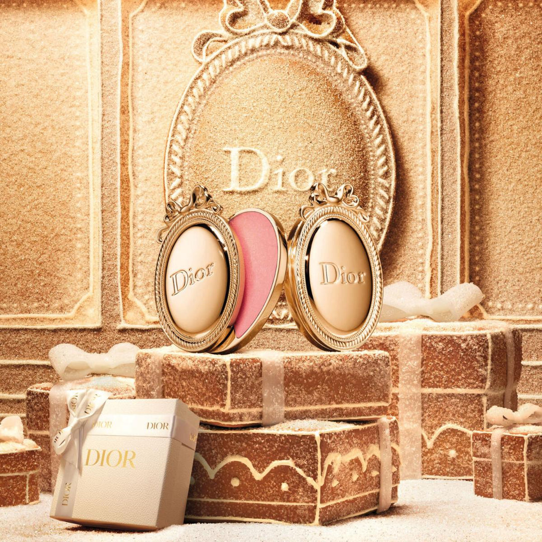 Médaillon 24-Hour Hydrating Lip Balm - Glitter Finish