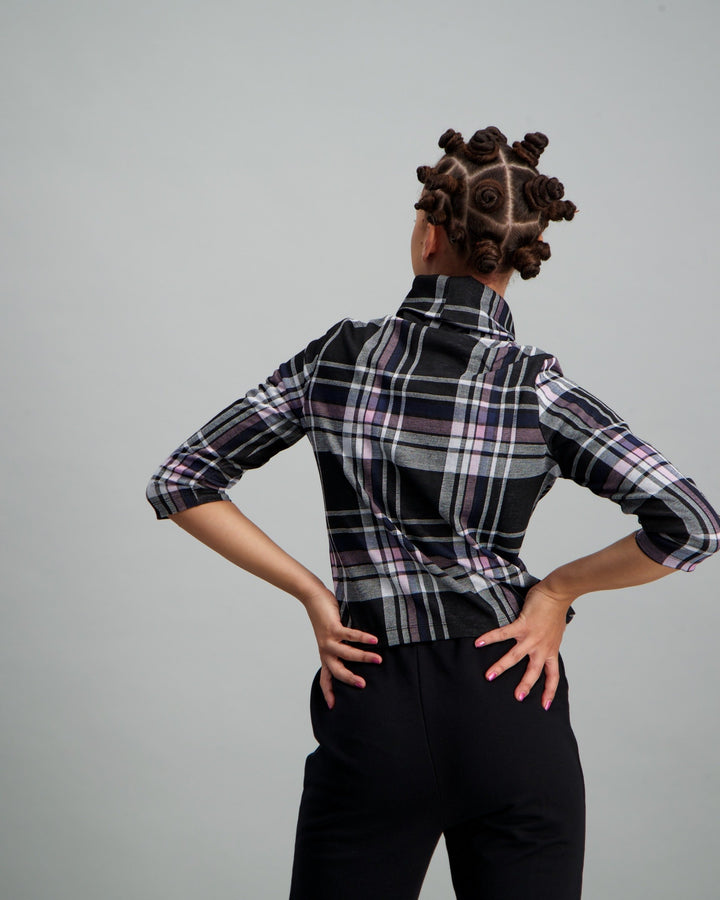 Fashion-Ladies Turtle Neck Checkered Top