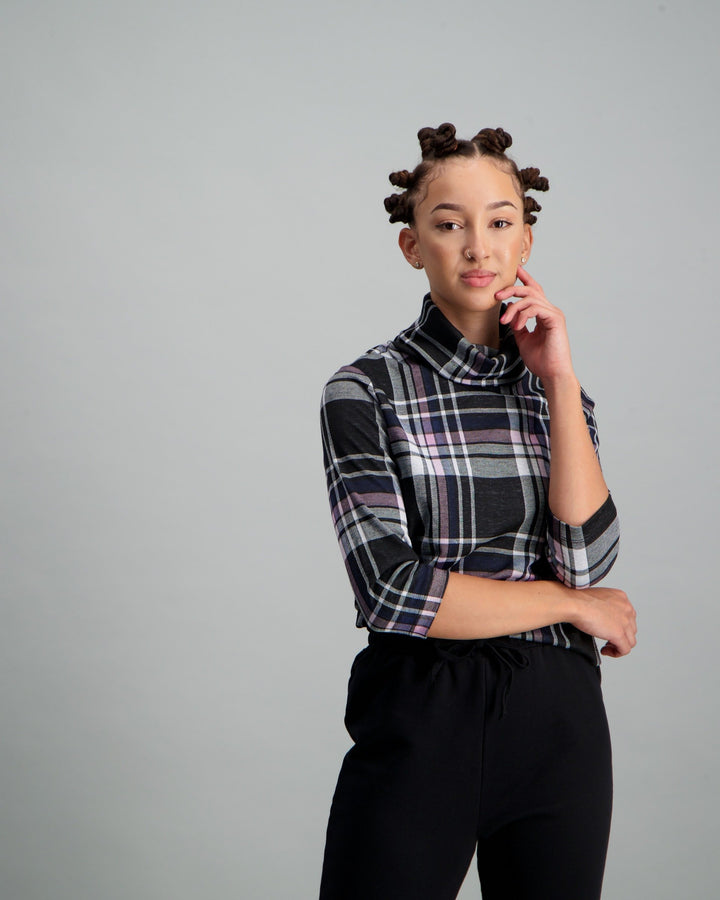 Fashion-Ladies Turtle Neck Checkered Top