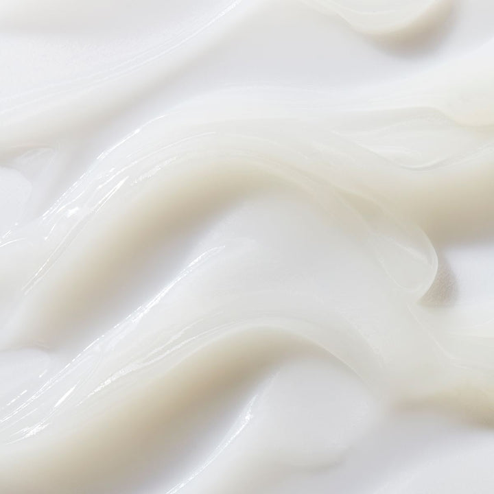 Clearly Corrective Brightening & Smoothing Moisture Treatment