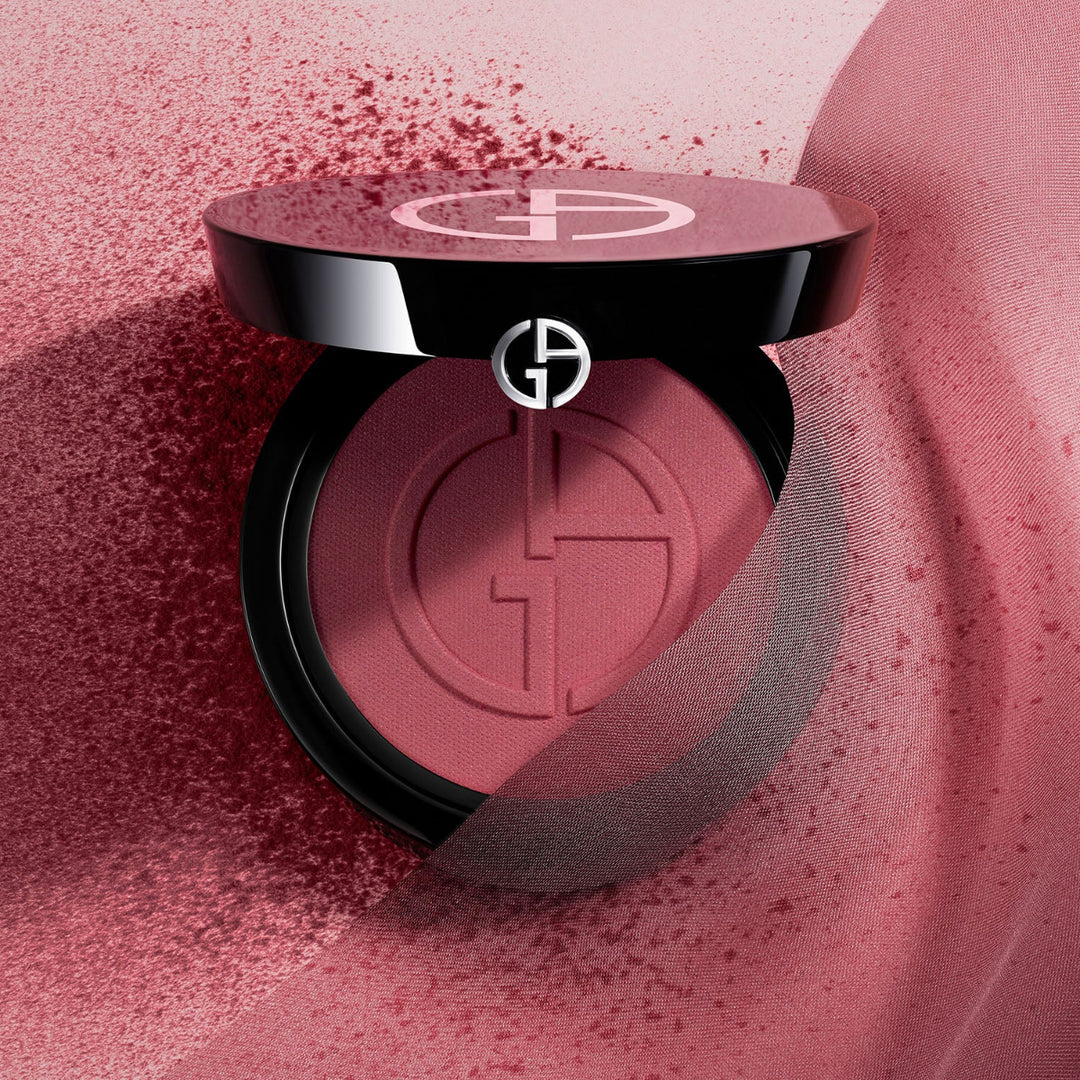 Luminous Silk Glow Blush
