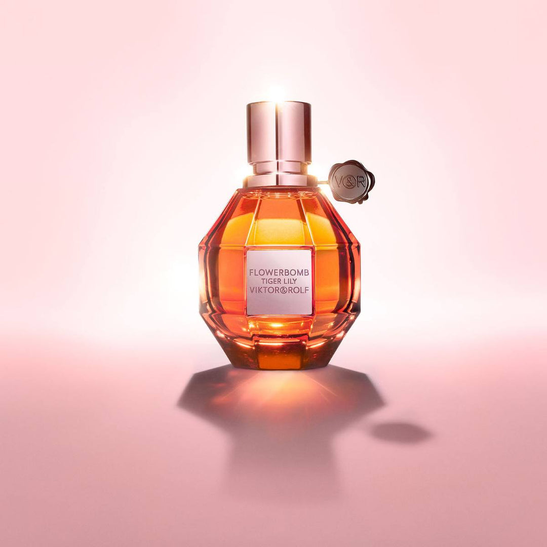 viktor rolf tiger lily notes Ladies Flowerbomb Tiger Lily Eau De Parfum – Edgars