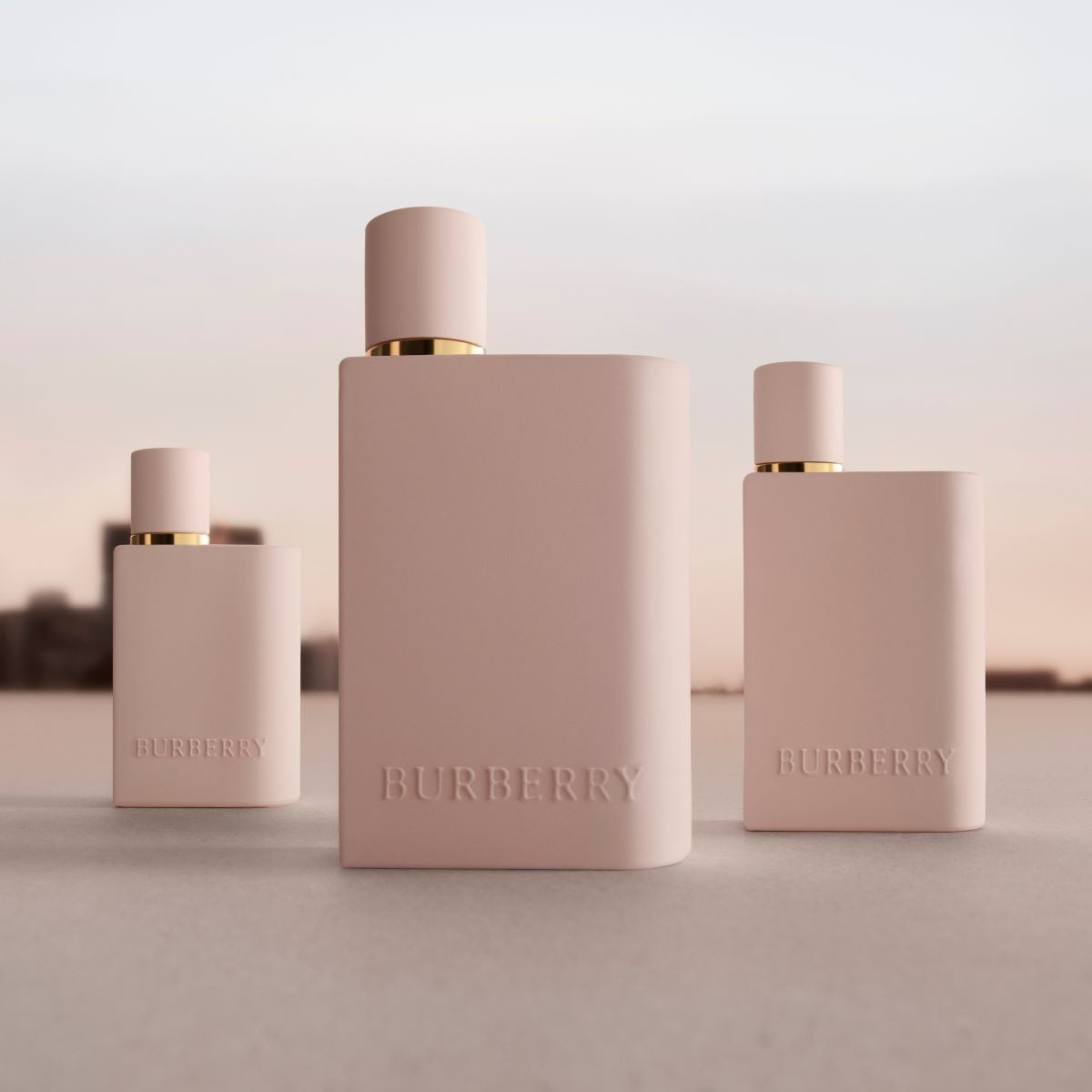 香水(女性用) Burberry Her Eau de Parfum Intense 100ml Her Eau de Parfum Intense | Woolworths.co.za