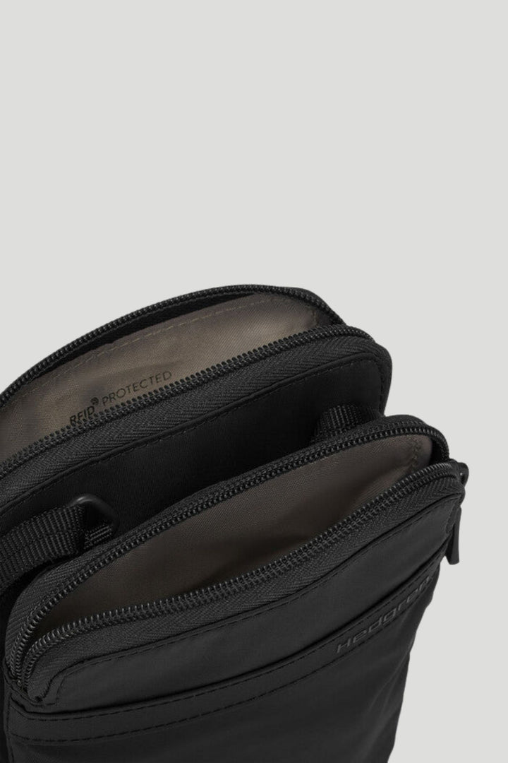 Folios Rfid Passport Holder - Black