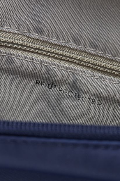 Inner City Medium Shoulder Bag - Total Eclipse