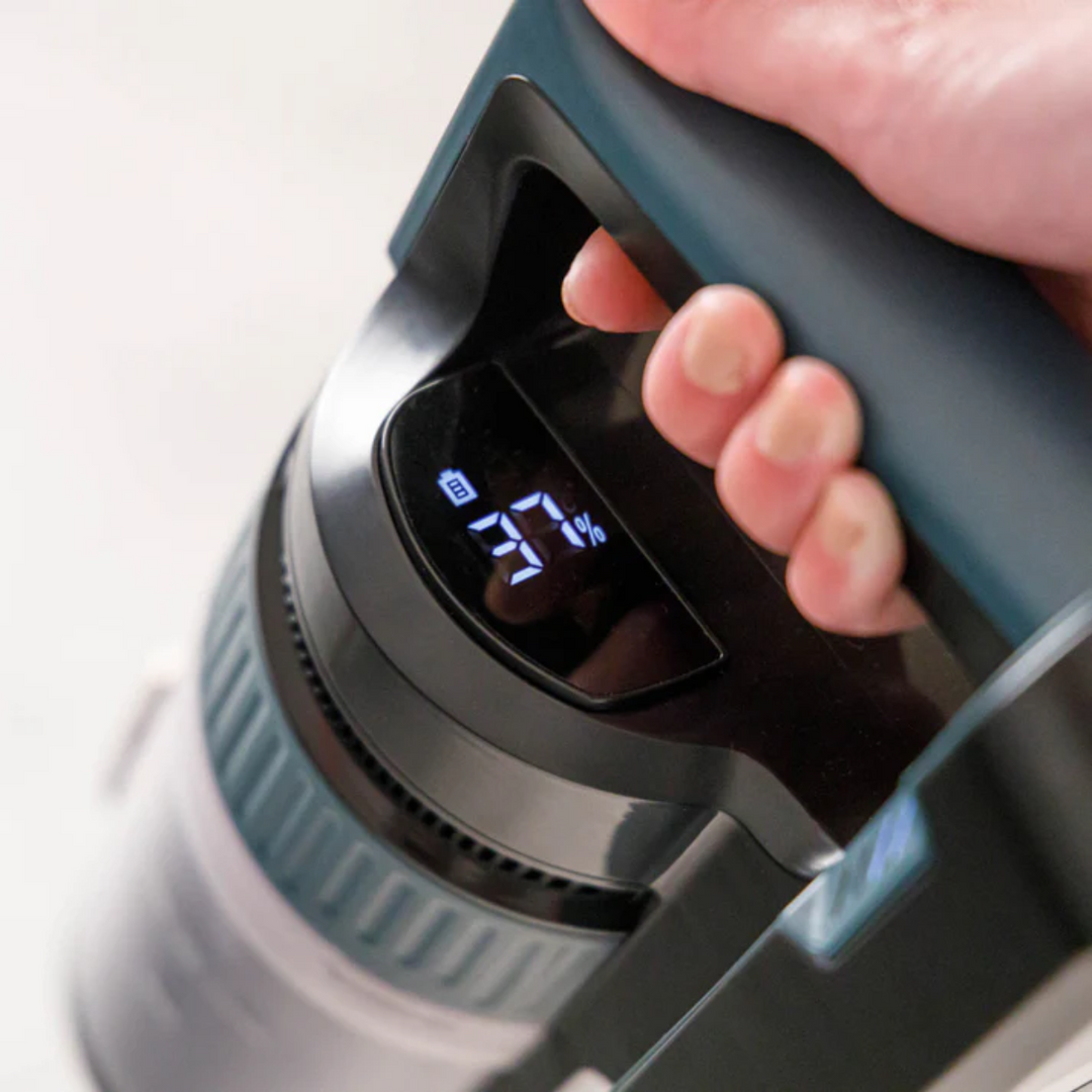 Cordless Rechargeable Plastic Vacuum Cleaner - Black