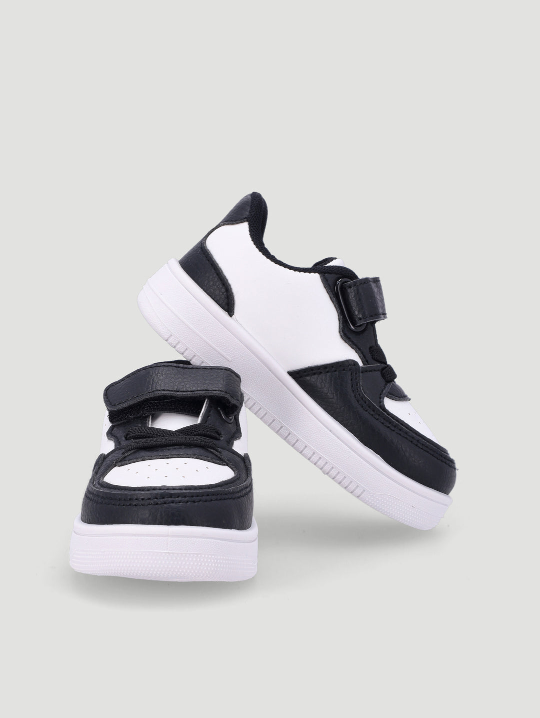 Pre-Boys Court Sneaker - White/Black