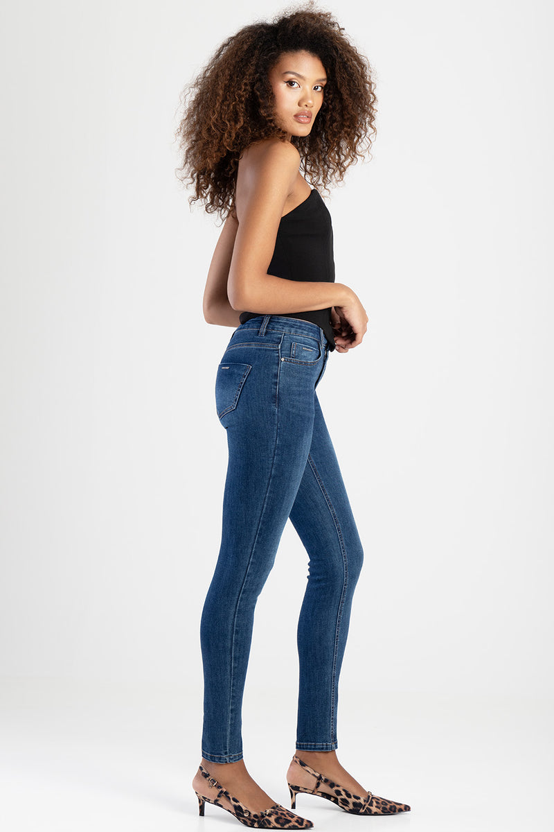 Mid-Waist Skinny Jeans - Medium Wash
