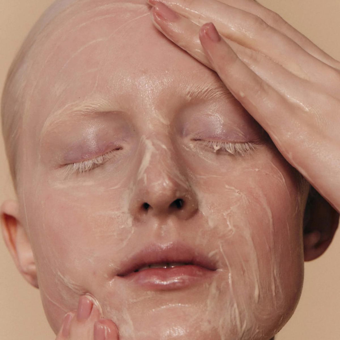 Jelly Splash - Brighten & Renew Cleanser