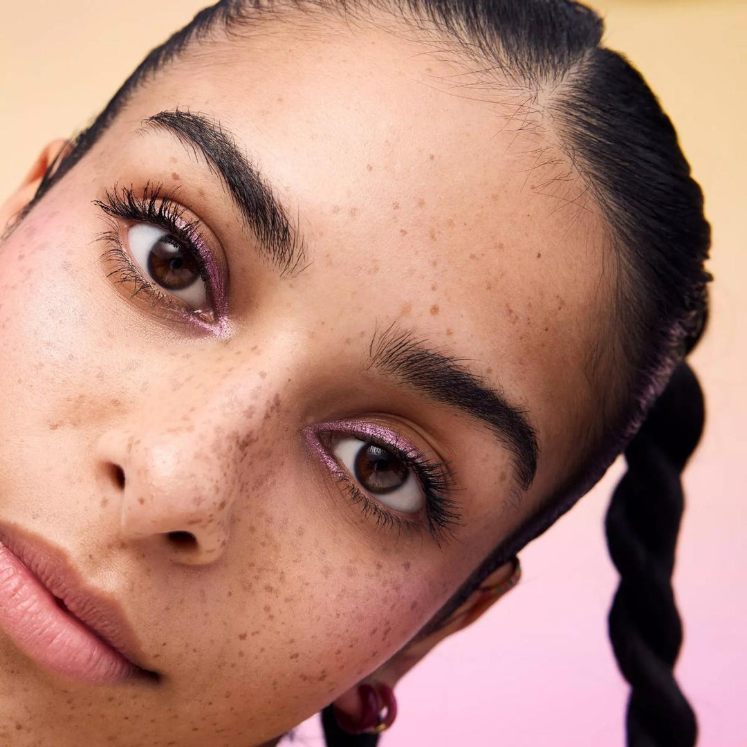 Superman Creamy Duo Chrome Eyepencil