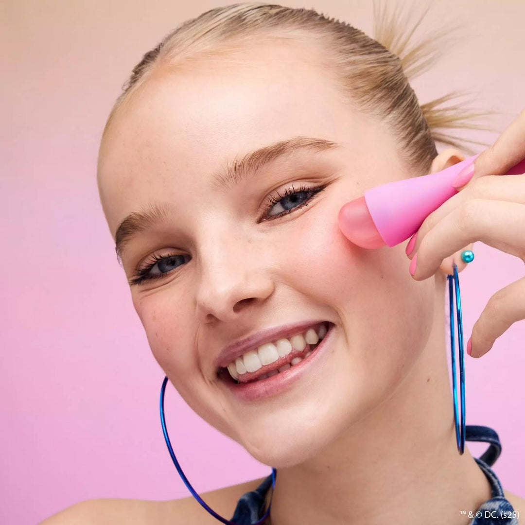 Superman Silicone Blush Brush