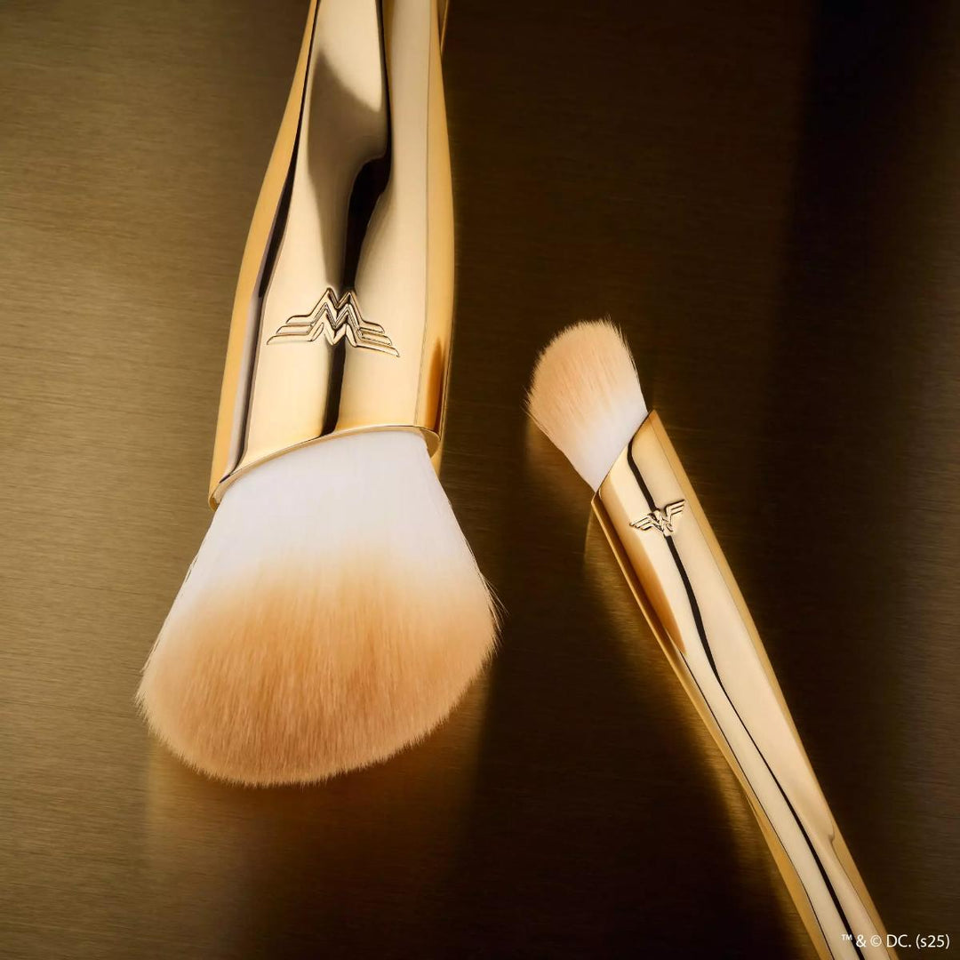 Wonder Woman Blush Brush