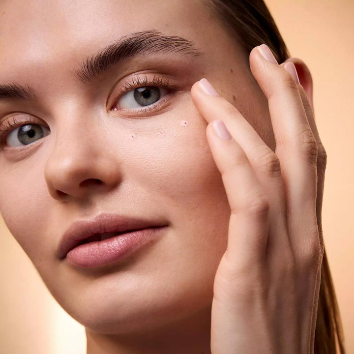 Wonder Woman Under Eye Brightener