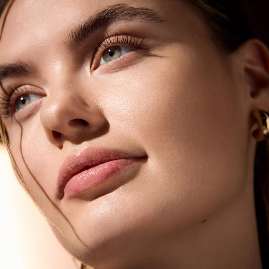 Wonder Woman Shimmer Lip Glaze